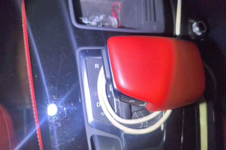 Used Audi Q5L 2024 40 TFSI Luxury Dynamic Edition Gear Lever