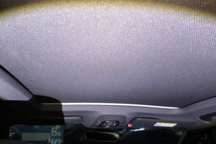 Used Audi Q5L 2024 40 TFSI Luxury Dynamic Edition Headliner