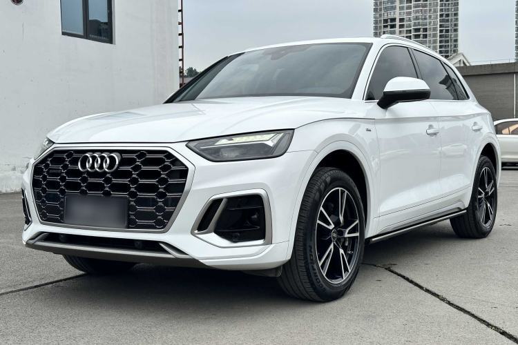 Used Audi Q5L 2024 40 TFSI Fashion Dynamic Model Guazi used car, China used car export, Used car for sale, Used cars, Cheapest cars for sale