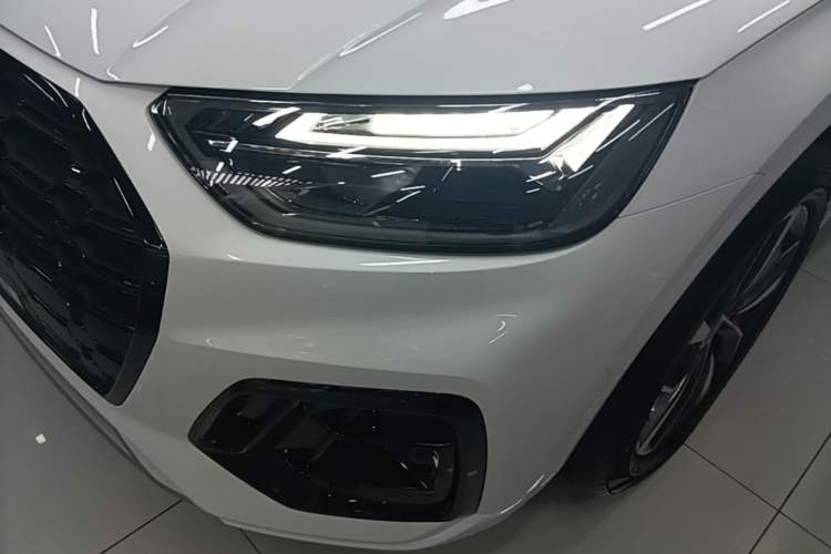 Used Audi Q5L 2024 40 TFSI Luxury Dynamic Edition Left Front Headlight