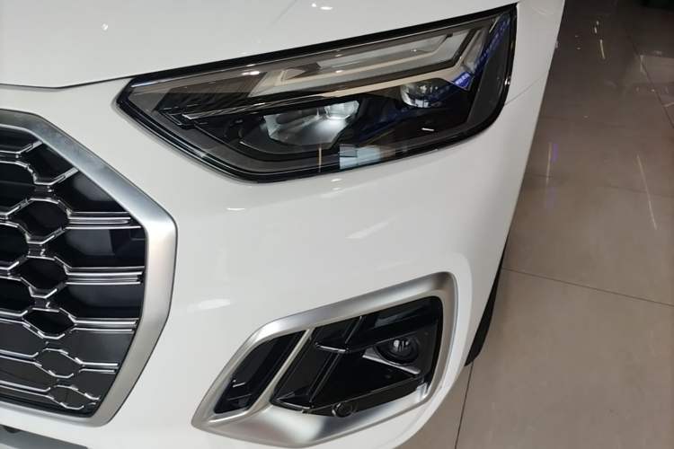 Used Audi Q5L 2024 40 TFSI Fashion Dynamic Model Left Front Headlight