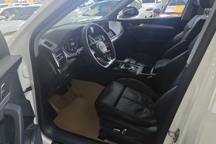 Used Audi Q5L 2024 40 TFSI Fashion Dynamic Model Left Front Seat