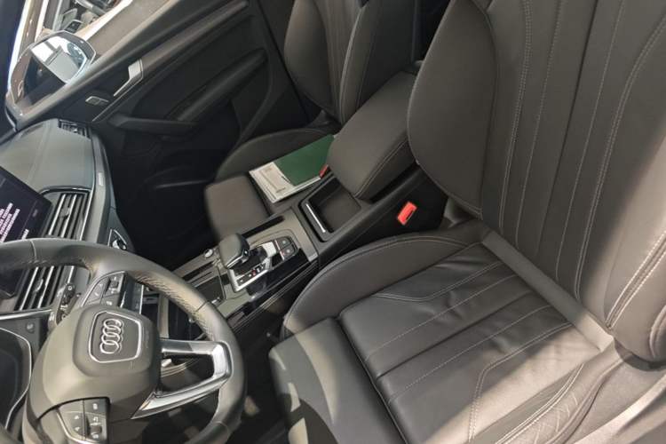 Used Audi Q5L 2024 40 TFSI Fashion Dynamic Model Left Front Seat