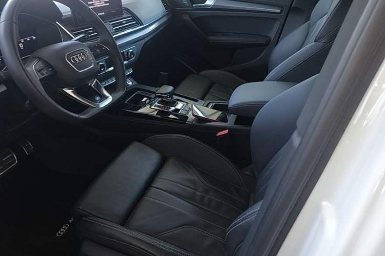 Used Audi Q5L 2024 40 TFSI Luxury Dynamic Edition Left Front Seat