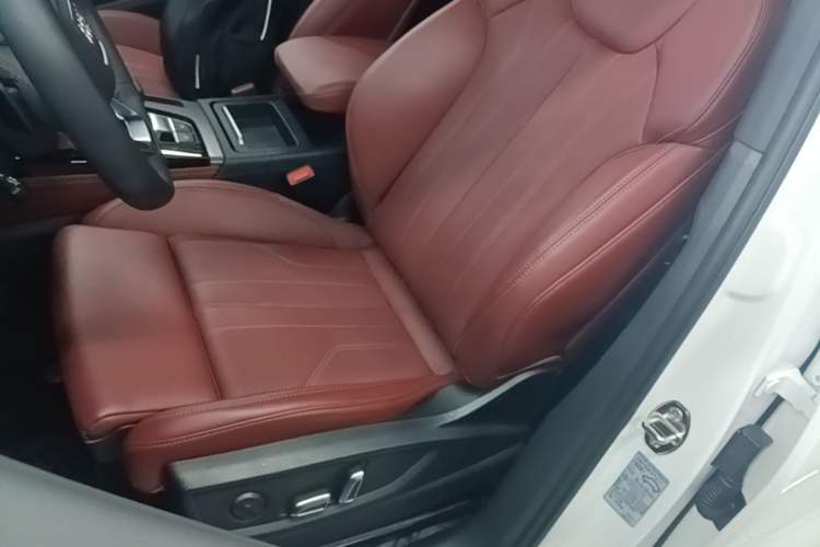 Used Audi Q5L 2024 40 TFSI Luxury Dynamic Edition Left Front Seat