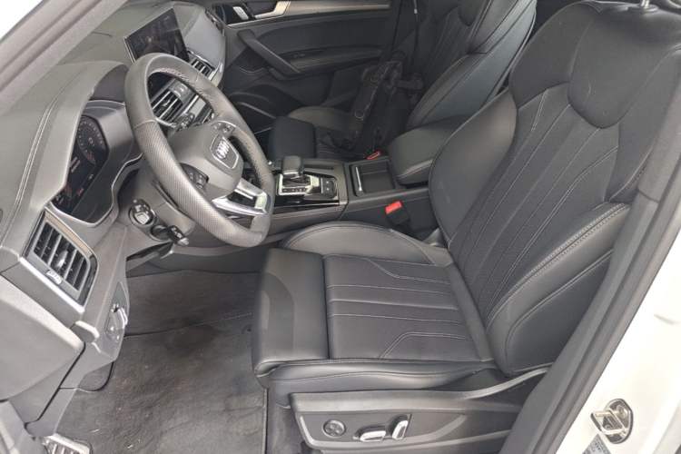 Used Audi Q5L 2024 45 TFSI Luxury Dynamic Model Left Front Seat
