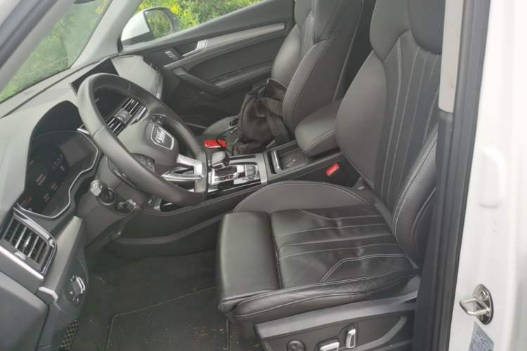 Used Audi Q5L 2024 40 TFSI Fashion Dynamic Model Left Front Seat