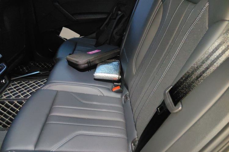 Used Audi Q5L 2024 40 TFSI Fashion Dynamic Model Left Rear Seat