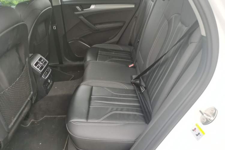 Used Audi Q5L 2024 40 TFSI Fashion Dynamic Model Left Rear Seat
