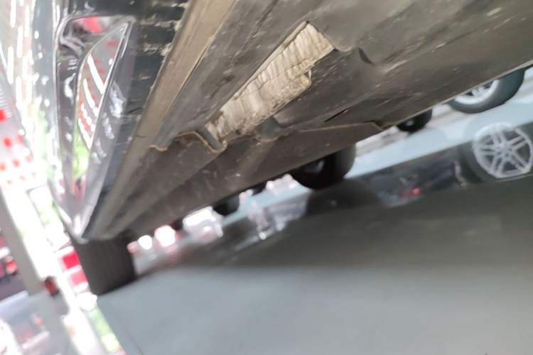 Used Audi Q5L 2024 45 TFSI Luxury Dynamic Model Left Side Sill