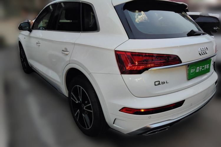 Used Audi Q5L 2024 40 TFSI Fashion Dynamic Model Rear Left 45 Deg