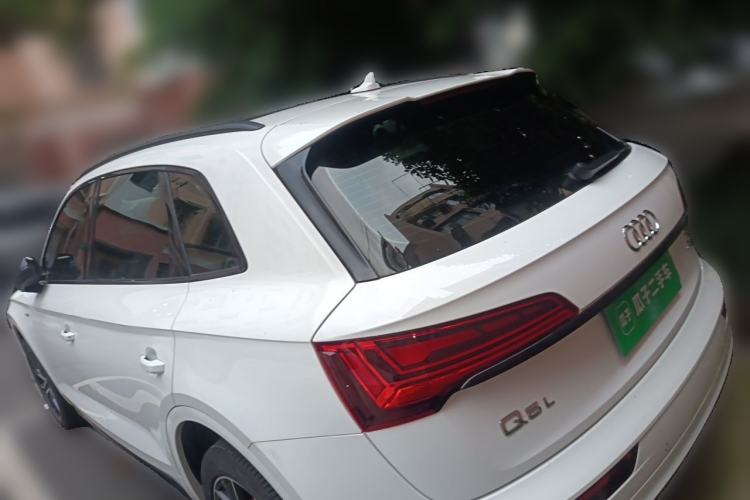 Used Audi Q5L 2024 45 TFSI Luxury Dynamic Model Rear Left 45 Deg