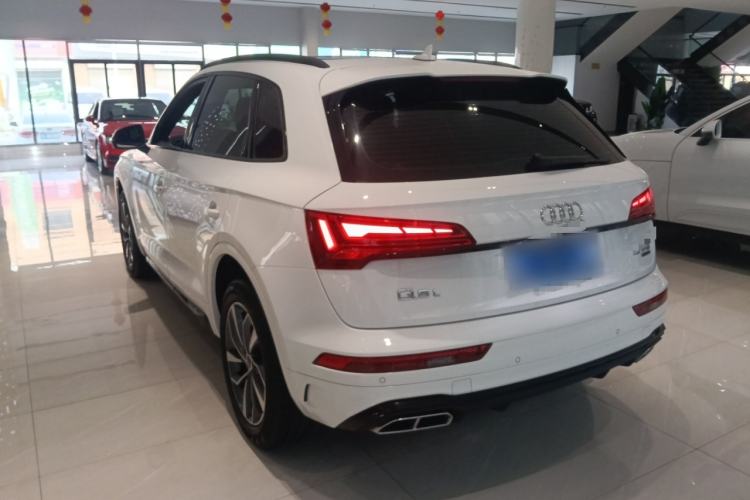 Used Audi Q5L 2024 40 TFSI Luxury Dynamic Edition Rear Left 45 Deg