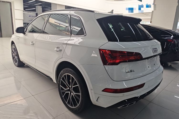 Used Audi Q5L 2024 45 TFSI Luxury Dynamic Model Rear Left 45 Deg