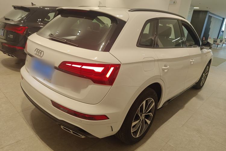 Used Audi Q5L 2024 40 TFSI Luxury Dynamic Edition Rear Right 45 Deg