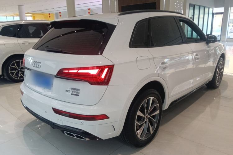 Used Audi Q5L 2024 40 TFSI Luxury Dynamic Edition Rear Right 45 Deg