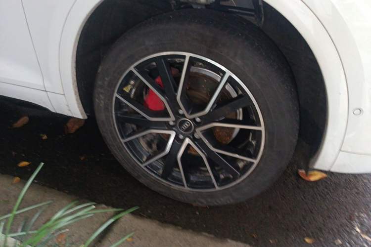 Used Audi Q5L 2024 45 TFSI Luxury Dynamic Model Right Front Wheel Hub