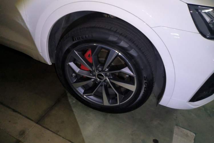 Used Audi Q5L 2024 40 TFSI Luxury Dynamic Edition Right Front Wheel Hub