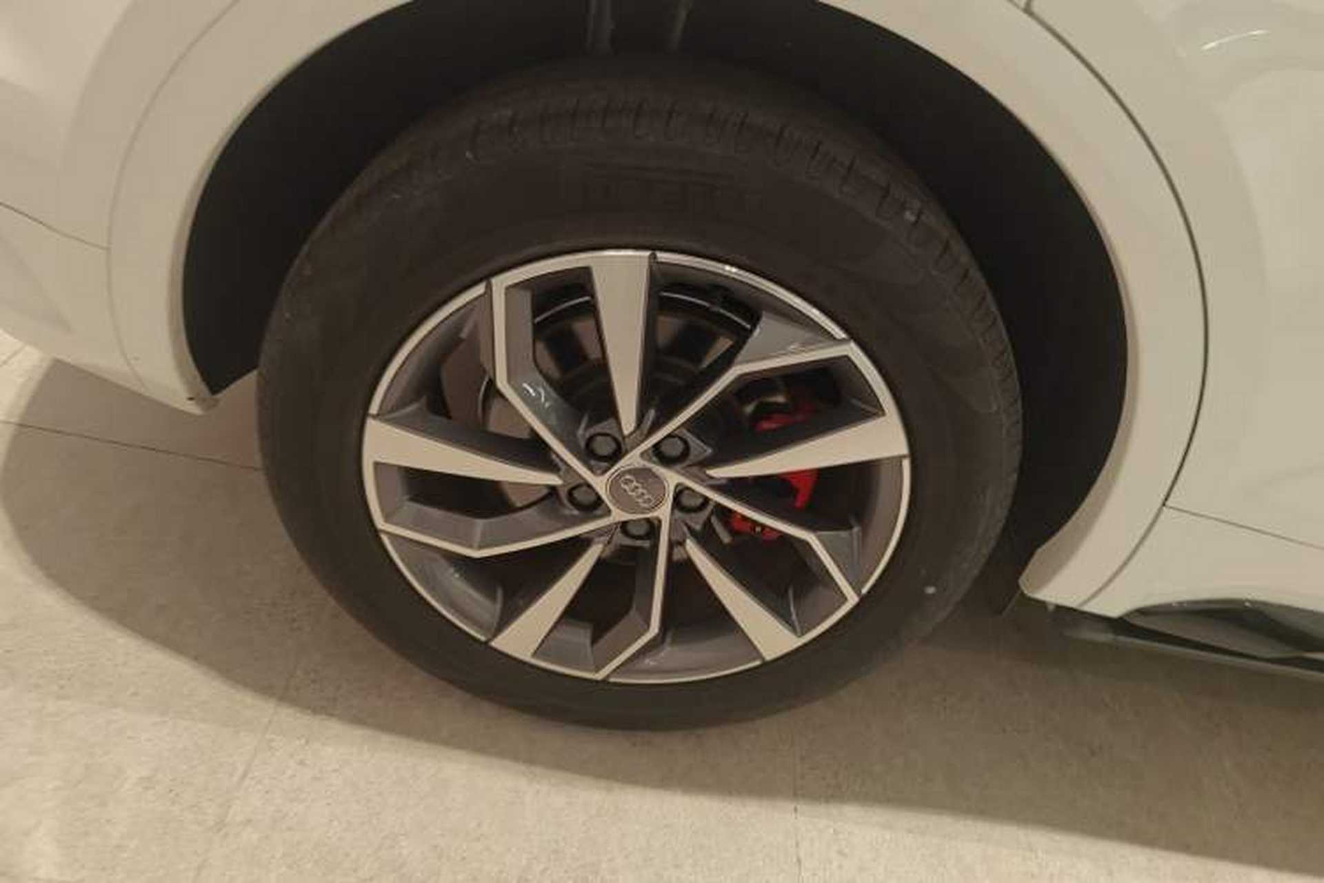 Used Audi Q5L 2024 40 TFSI Luxury Dynamic Edition Right Rear Wheel Hub