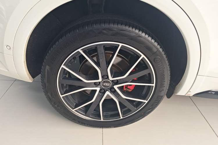 Used Audi Q5L 2024 45 TFSI Luxury Dynamic Model Right Rear Wheel Hub