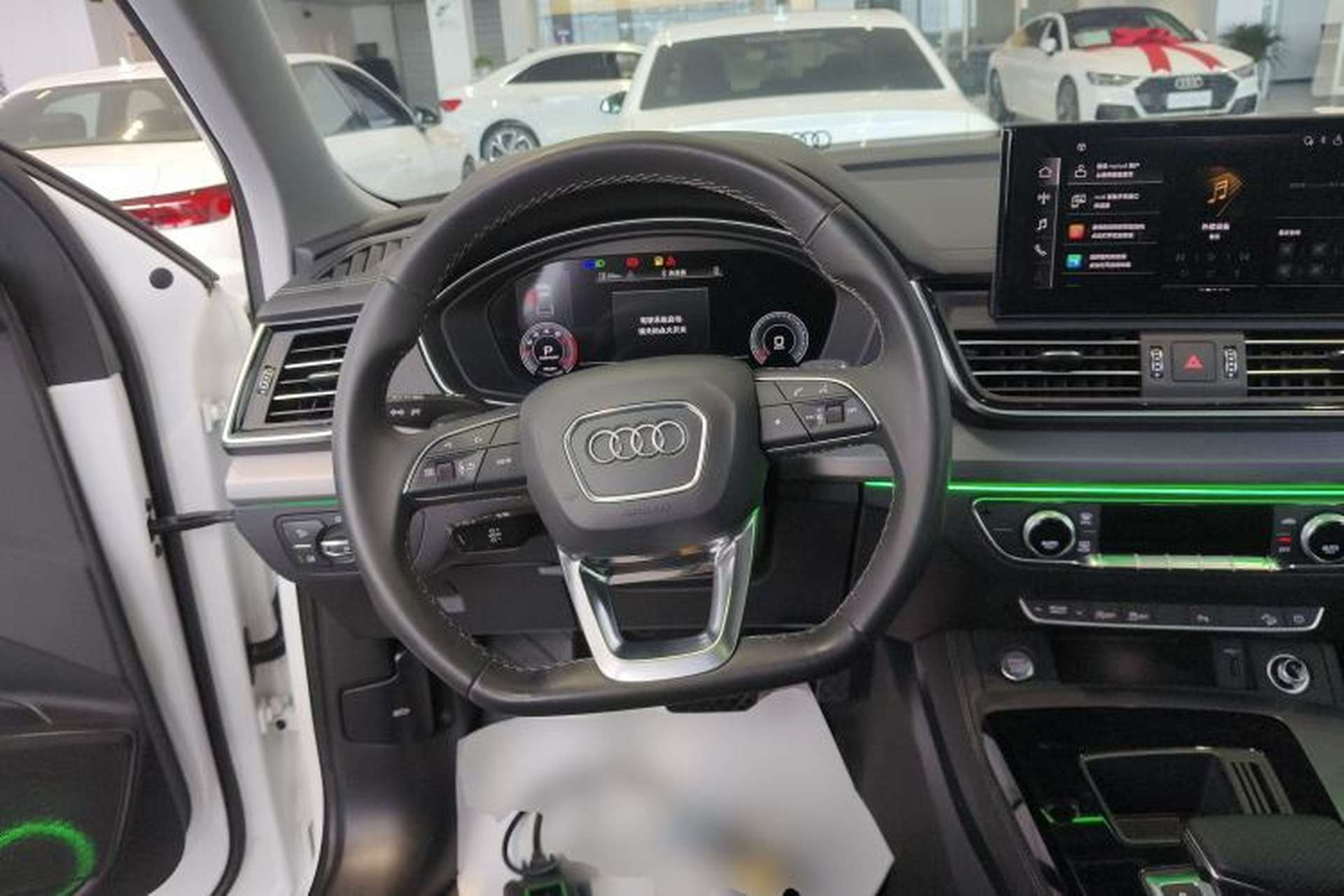 Used Audi Q5L 2024 40 TFSI Fashion Dynamic Model Steering Wheel