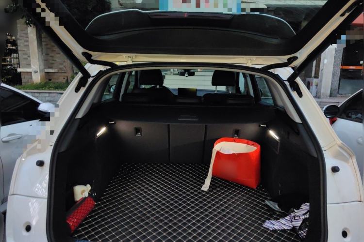 Used Audi Q5L 2024 40 TFSI Fashion Dynamic Model Trunk