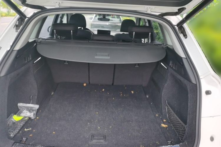 Used Audi Q5L 2024 40 TFSI Fashion Dynamic Model Trunk