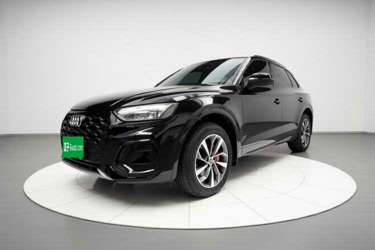 Used Audi Q5L 2025 quattro 45th Anniversary Edition 40 TFSI Luxury Dynamic Model Guazi used car, China used car export, Used car for sale, Used cars, Cheapest cars for sale