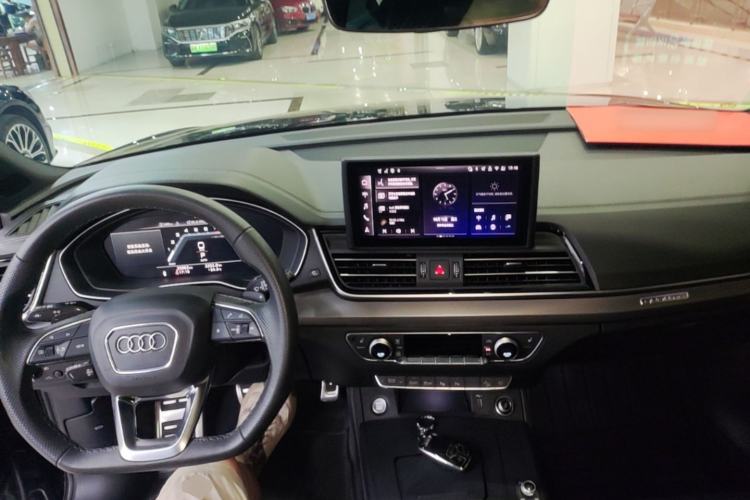 Used Audi Q5L 2025 45 TFSI Luxury Dynamic Edition Center Console