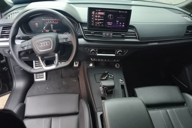 Used Audi Q5L 2025 45 TFSI Luxury Dynamic Edition Center Console
