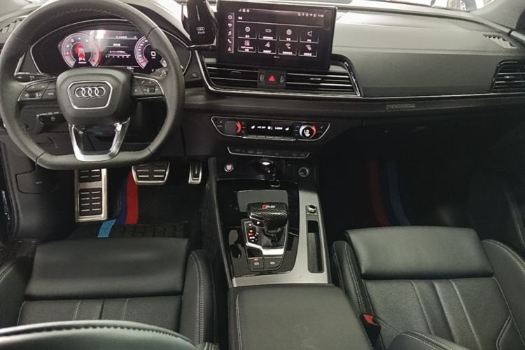 Used Audi Q5L 2025 40 TFSI Luxury Dynamic Edition Center Console