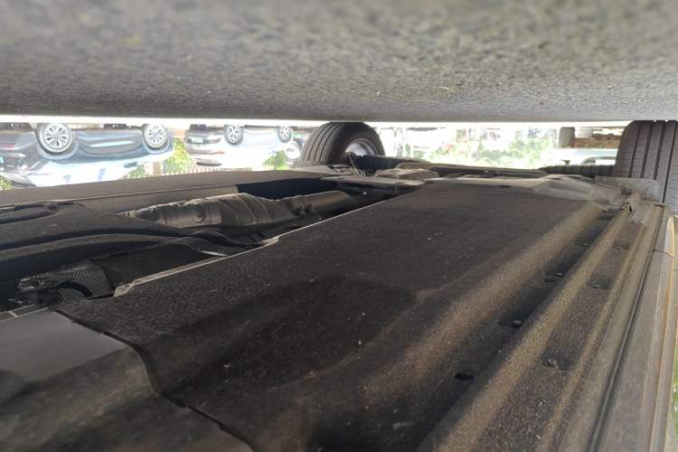 Used Audi Q5L 2025 40 TFSI Luxury Dynamic Edition Chassis Front Right