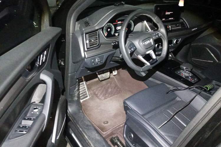 Used Audi Q5L 2025 45 TFSI Luxury Dynamic Edition Driver Seat
