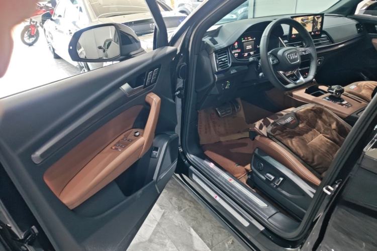 Used Audi Q5L 2025 quattro 45th Anniversary Edition 45 TFSI Luxury Dynamic Model Driver Seat