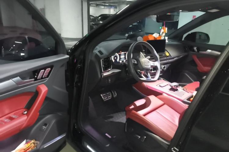 Used Audi Q5L 2025 quattro 45th Anniversary Edition 45 TFSI Luxury Dynamic Model Driver Seat