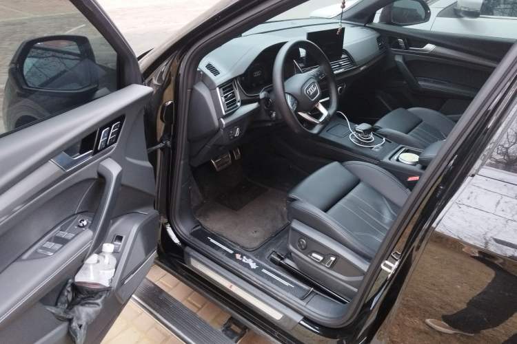 Used Audi Q5L 2025 45 TFSI Luxury Dynamic Edition Driver Seat