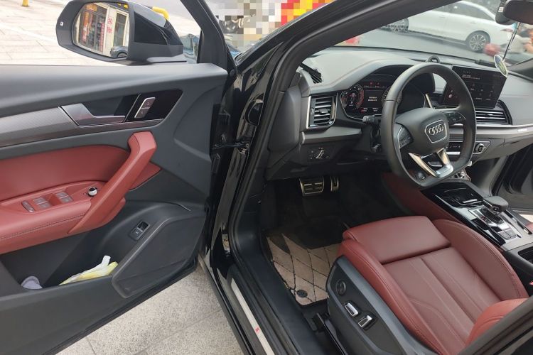 Used Audi Q5L 2025 quattro 45th Anniversary Edition 40 TFSI Luxury Dynamic Model Driver Seat