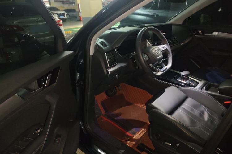 Used Audi Q5L 2025 40 TFSI Fashionable and Dynamic Edition Driver Seat
