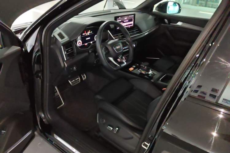 Used Audi Q5L 2025 quattro 45th Anniversary Edition 45 TFSI Luxury Dynamic Model Driver Seat