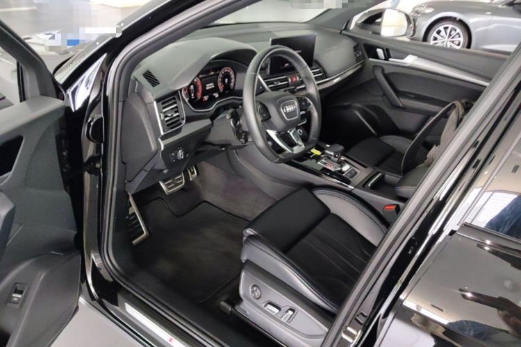 Used Audi Q5L 2025 40 TFSI Luxury Dynamic Edition Driver Seat
