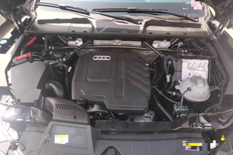 Used Audi Q5L 2025 quattro 45th Anniversary Edition 45 TFSI Luxury Dynamic Model Engine Bay