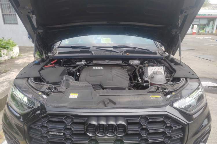 Used Audi Q5L 2025 45 TFSI Luxury Dynamic Edition Engine Bay