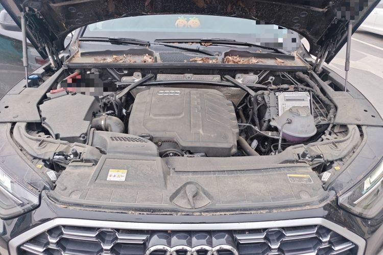 Used Audi Q5L 2025 quattro 45th Anniversary Edition 40 TFSI Sporty and Dynamic Model Engine Bay