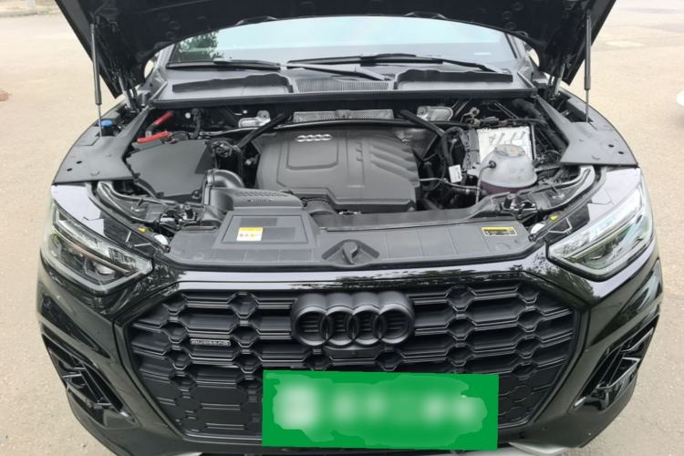 Used Audi Q5L 2025 quattro 45th Anniversary Edition 45 TFSI Luxury Dynamic Model Engine Bay