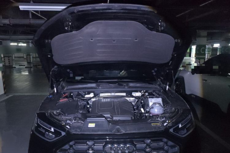 Used Audi Q5L 2025 quattro 45th Anniversary Edition 45 TFSI Luxury Dynamic Model Engine Bay