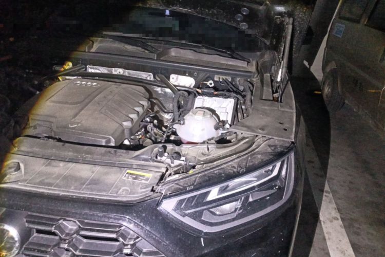 Used Audi Q5L 2025 45 TFSI Luxury Dynamic Edition Engine Bay Left