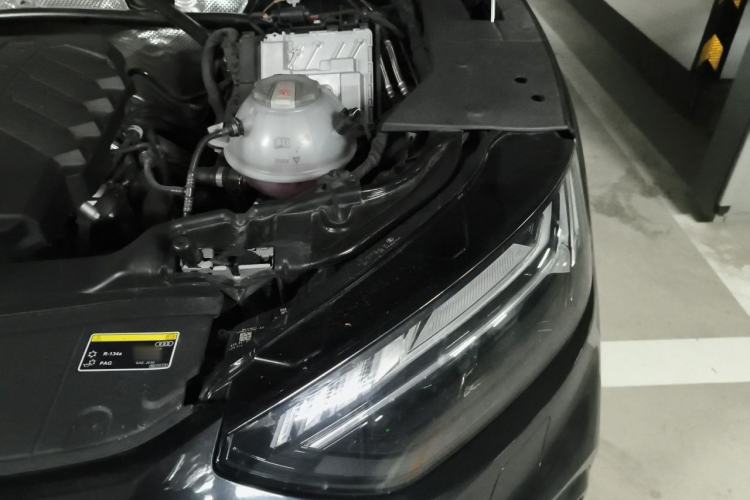 Used Audi Q5L 2025 45 TFSI Prestige Dynamic Edition Engine Bay Left
