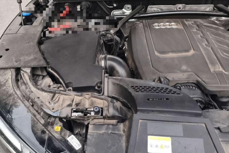 Used Audi Q5L 2025 45 TFSI Luxury Dynamic Edition Engine Bay Right