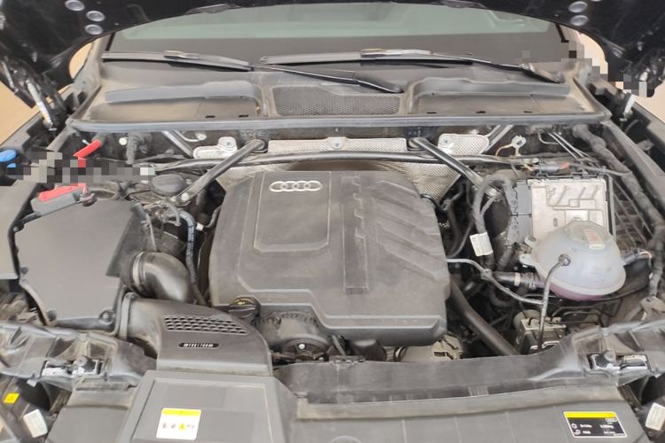 Used Audi Q5L 2025 quattro 45th Anniversary Edition 45 TFSI Luxury Dynamic Model Engine Bay