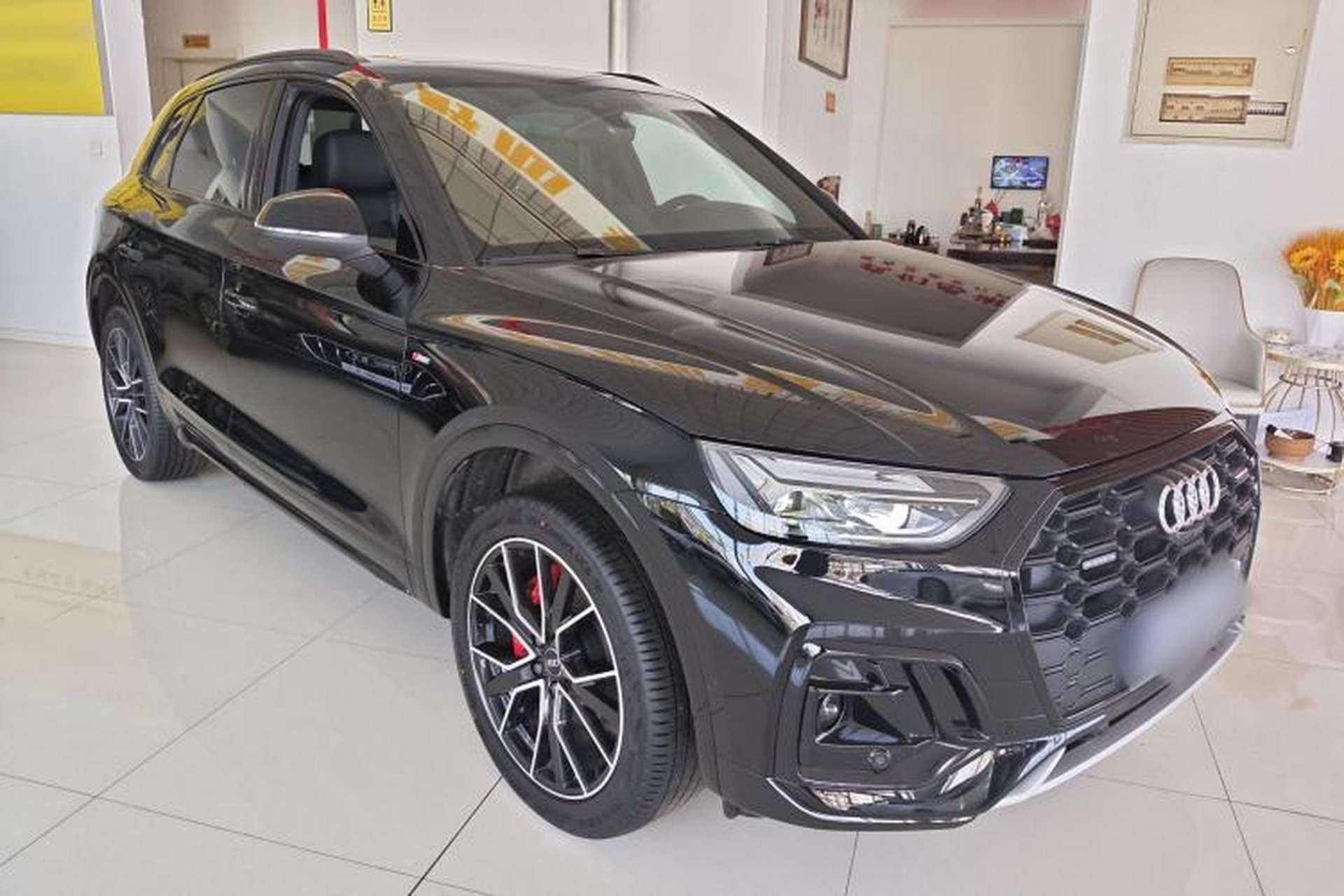 Used Audi Q5L 2025 quattro 45th Anniversary Edition 45 TFSI Luxury Dynamic Model Exterior 1